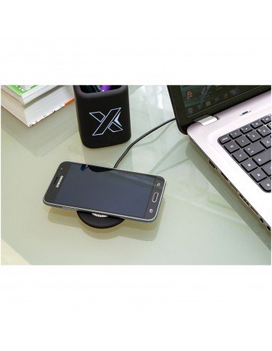 SCX.design W12 wireless charging station