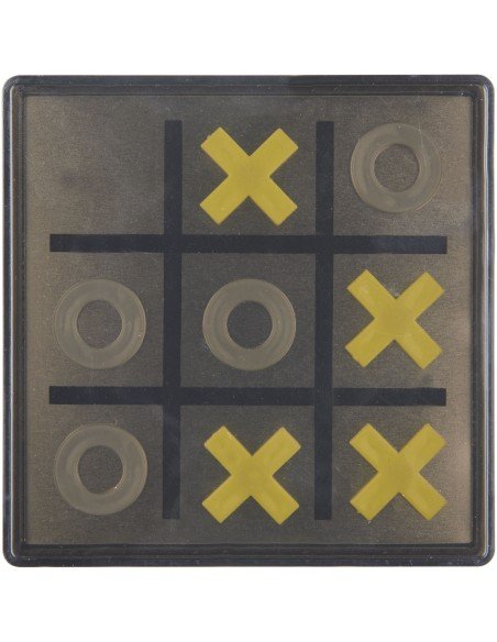 Winnit magnetic tic-tac-toe game