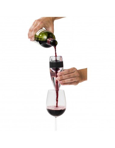 Vine wine aerator
