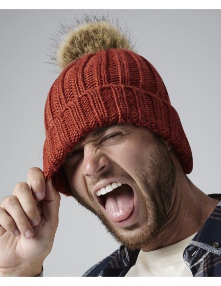 Megzta Kepurė PomPom B412