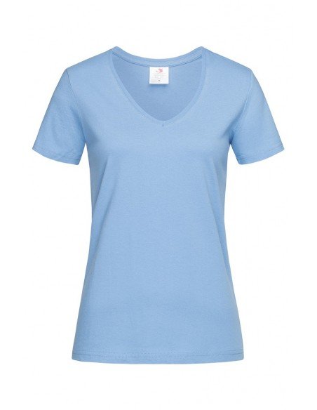 Moteriškis v formos kaklu