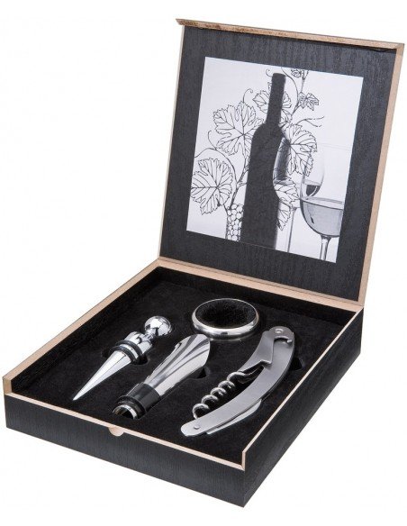 Rinkinys vynui iš keturių įrankių Rinkinys vynui iš keturių įrankių