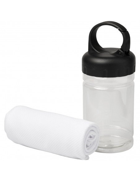 Remy cooling towel in PET container