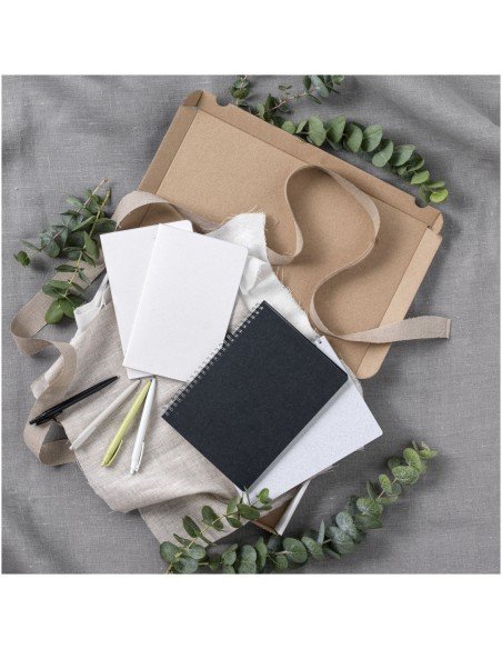 Bianco A5 size wire-o notebook