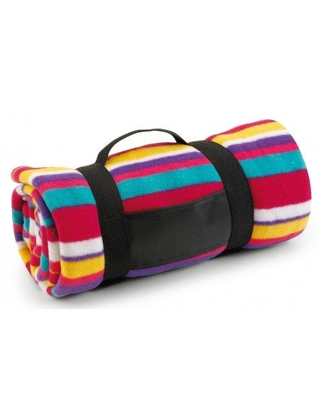 Dryžuotas pledas piknikams