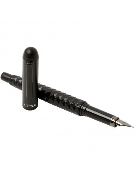 Tactical Dark fountain pen