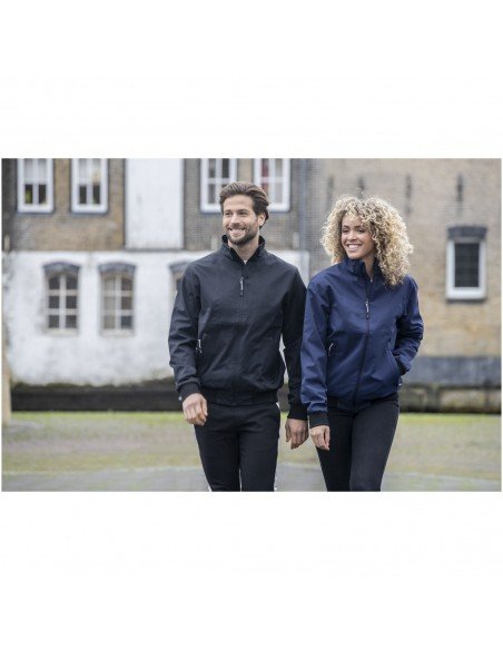 Striukė Keefe Striukė Keefe