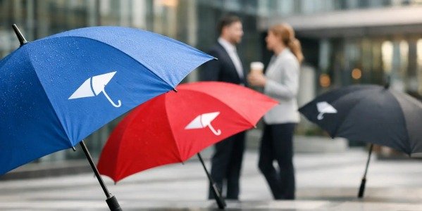 Skėčiai su logotipo spauda verslui